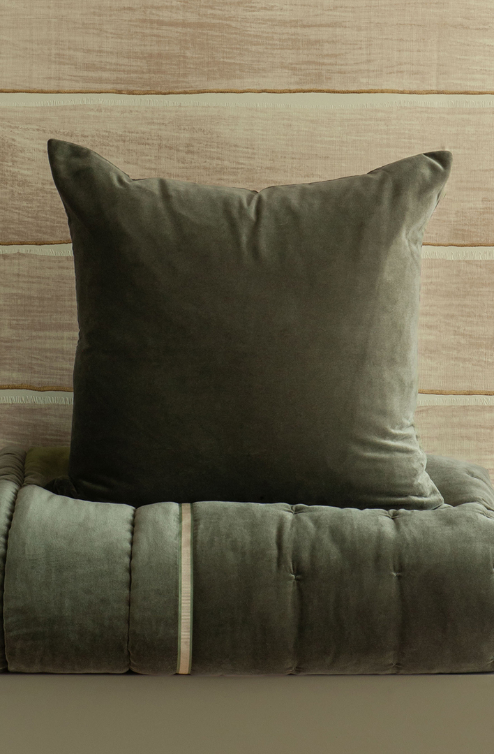 Bianca Lorenne Luchesi Olive Comforter | Luxury Velvet Comforter NZ image 3